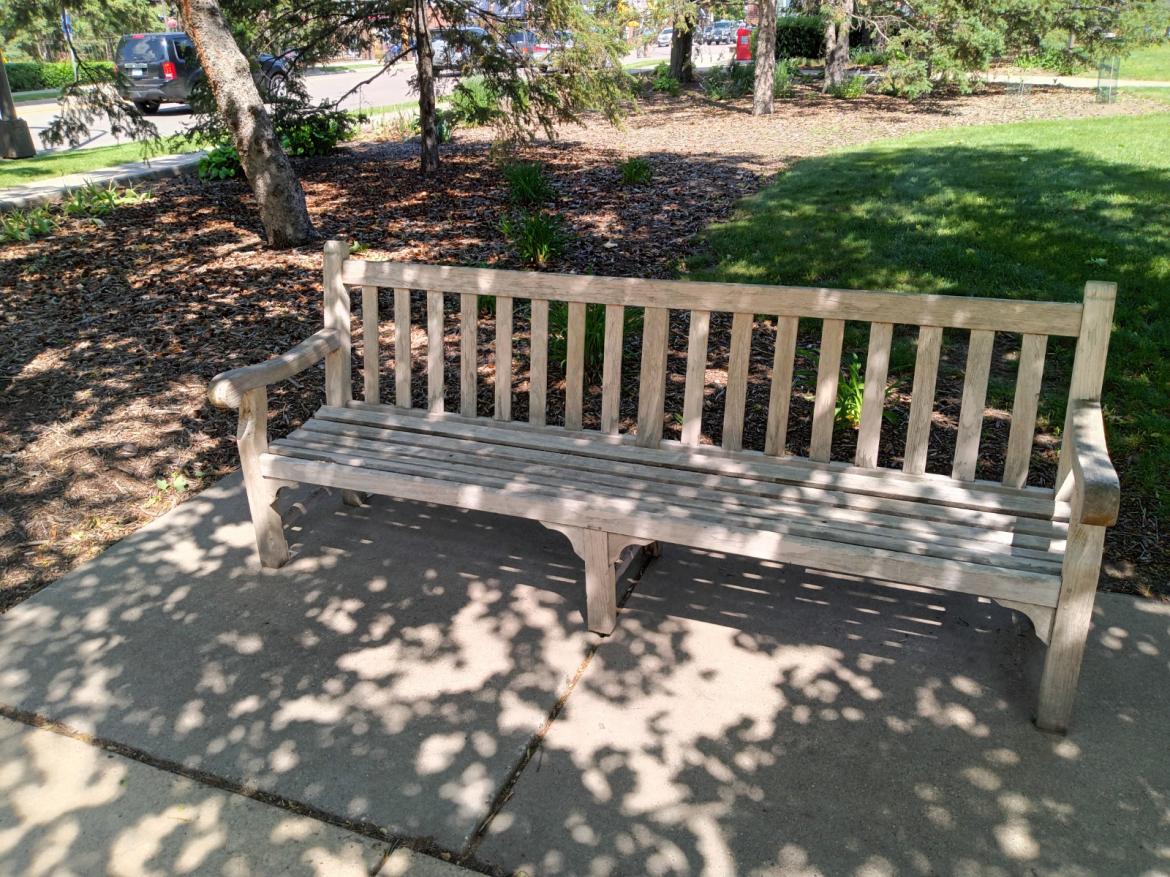 Twin Cities Reading Benches, Ranked - Racket