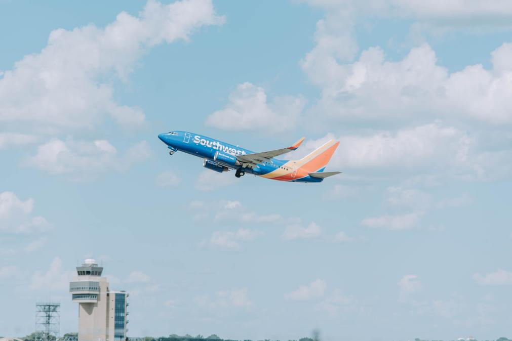 a southwest airplane takes off out of MSP