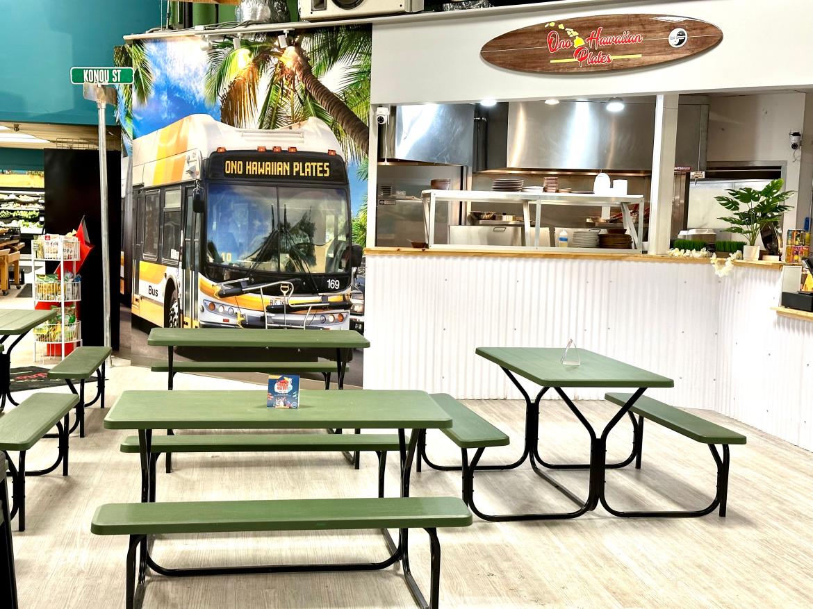 Peek Inside United Noodles' New Hawaiian Restaurant Racket