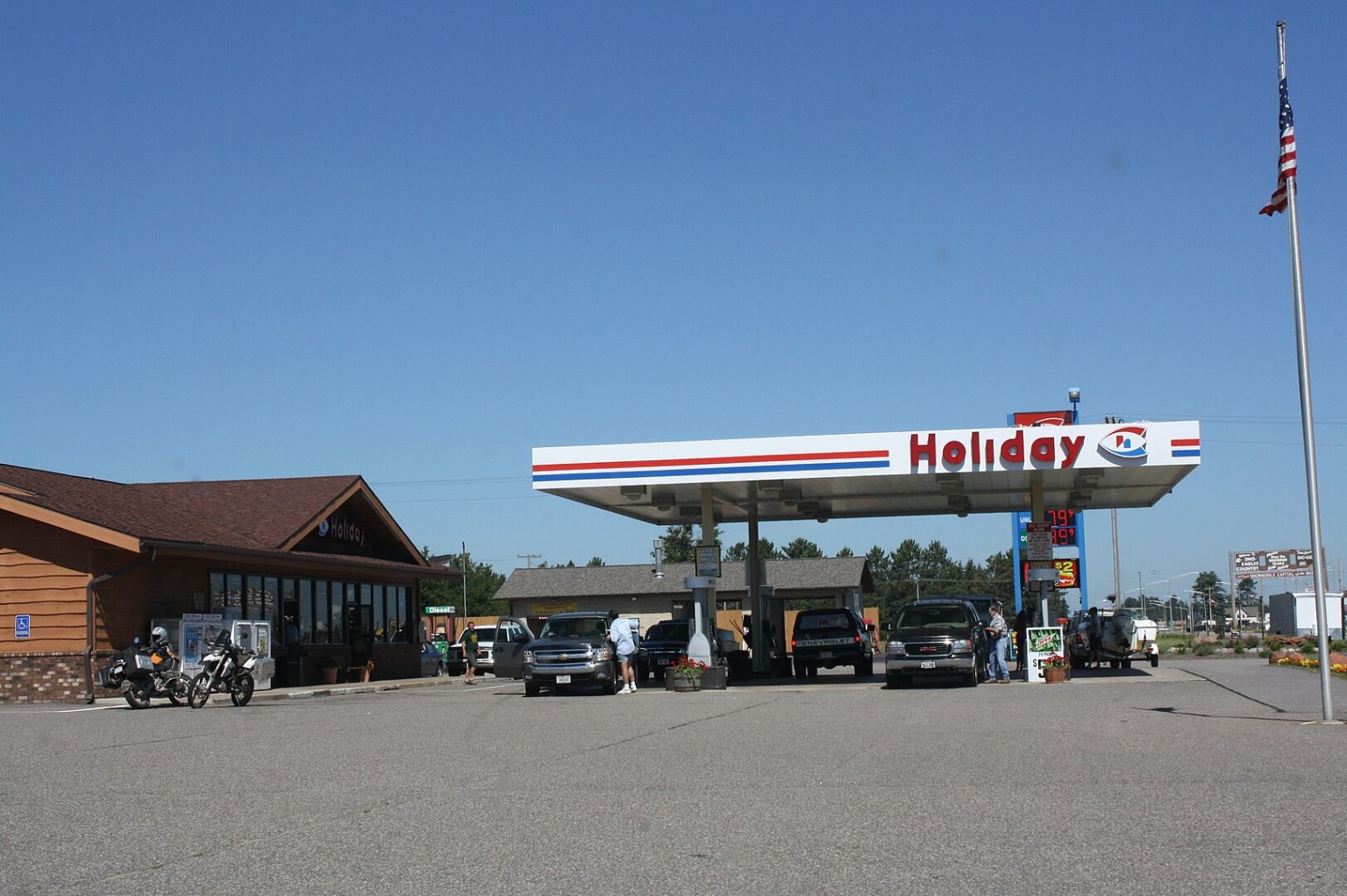 Lyin' Canadians Plotting to Kill Cherished Holiday Stationstores Racket