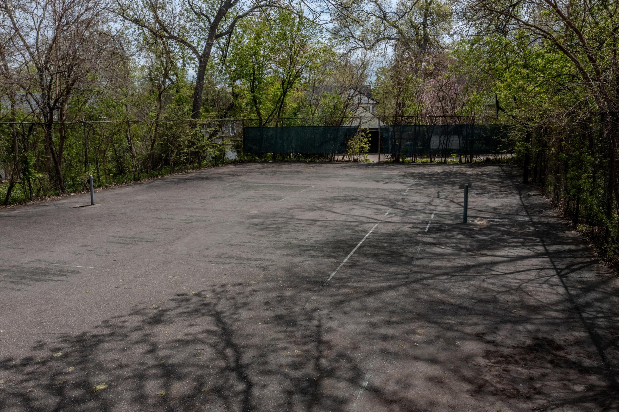 Wanna Buy the Hidden Minneapolis Tennis Court by Minnehaha Creek ...
