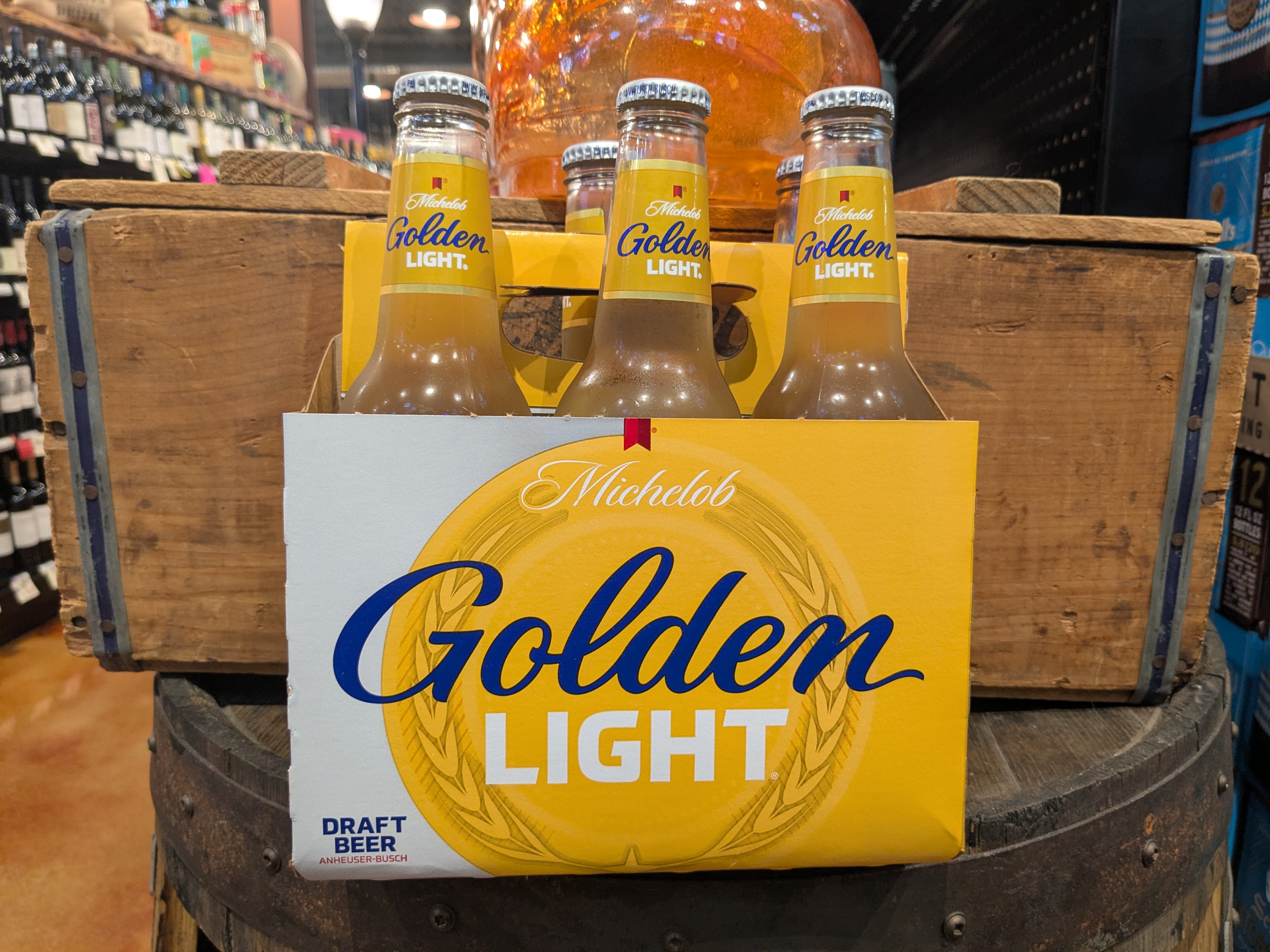 How Michelob Golden Light Became Minnesota???s Signature Summer Beer